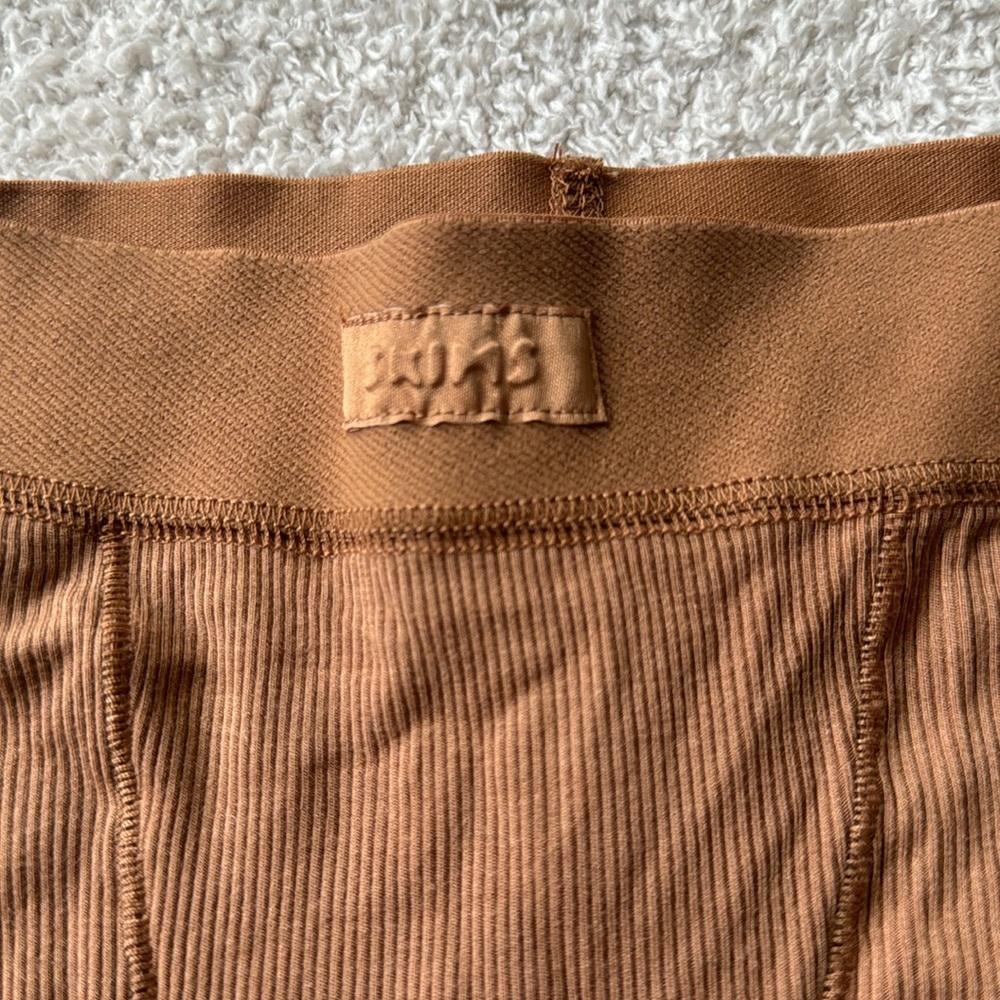 SKIMS cotton rib boxers in limited edition color camel s. S